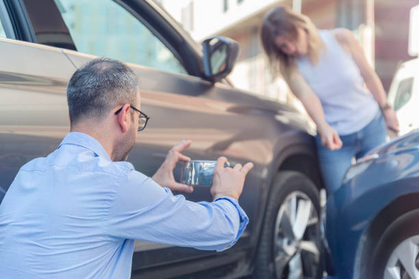 Professional Sr22 Insurance technician working in Glen Carbon, IL